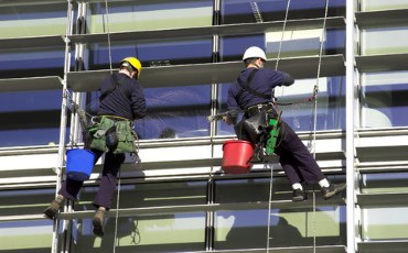 Safety testing for window cleaning equipment